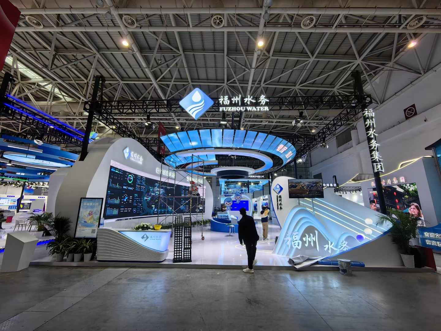 福州數(shù)字中國(guó)會(huì)展中心、廣州展會(huì)設(shè)計(jì)搭建